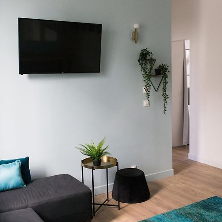 Sleep In Montpellier, Cosy, Central, 5 Ch, 10P, Tram L1, 2,3 & 4 Exterior photo